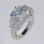 Exquisite Silver Color White Zircon Crystal Ring